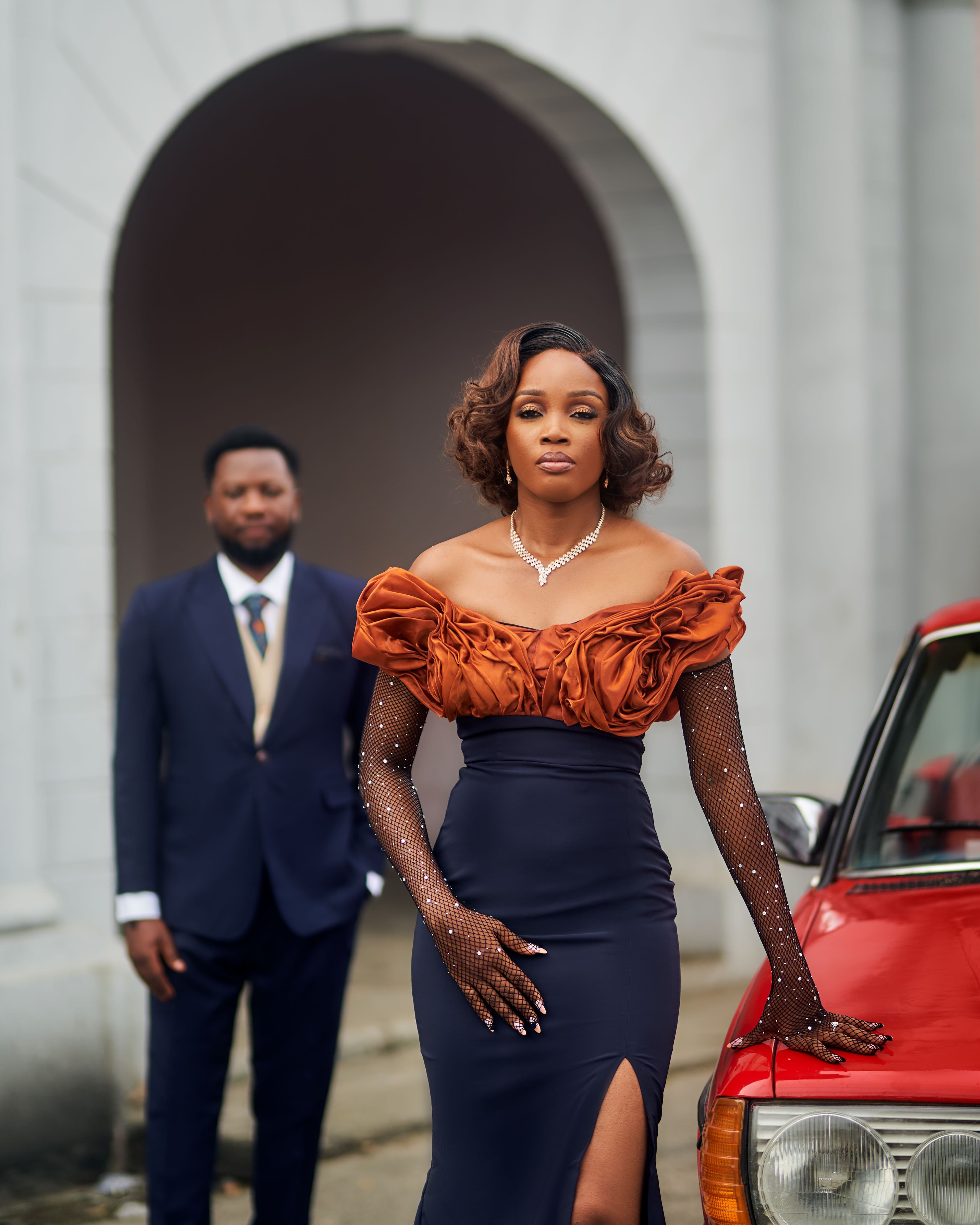 DO I INVITE PLUS ONES TO MY WEDDING